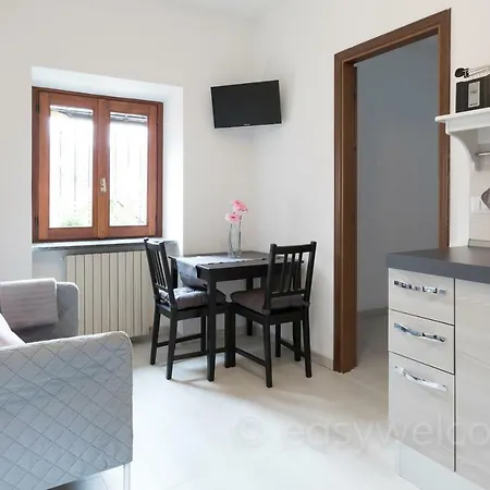 Appartement Easy Welcome Il Patio - Terrazza Civenna